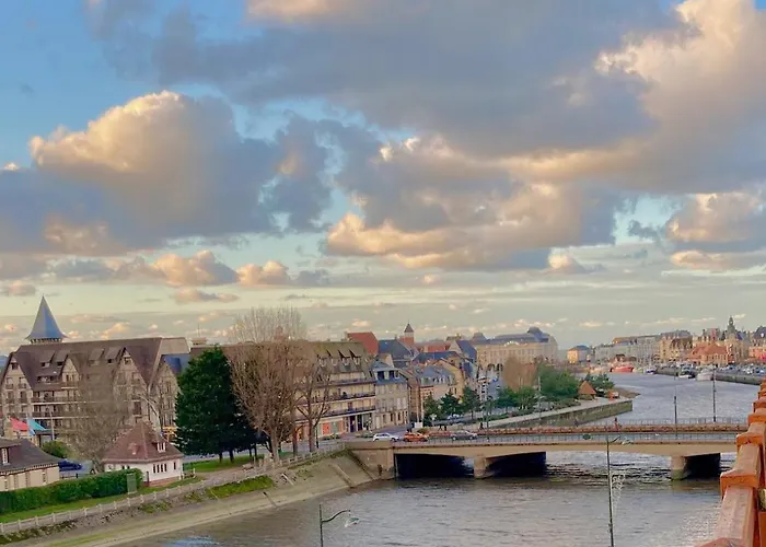 Pres De Deauville, Vue Mer, Parking