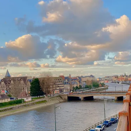 Près De Deauville, Vue Mer, Parking